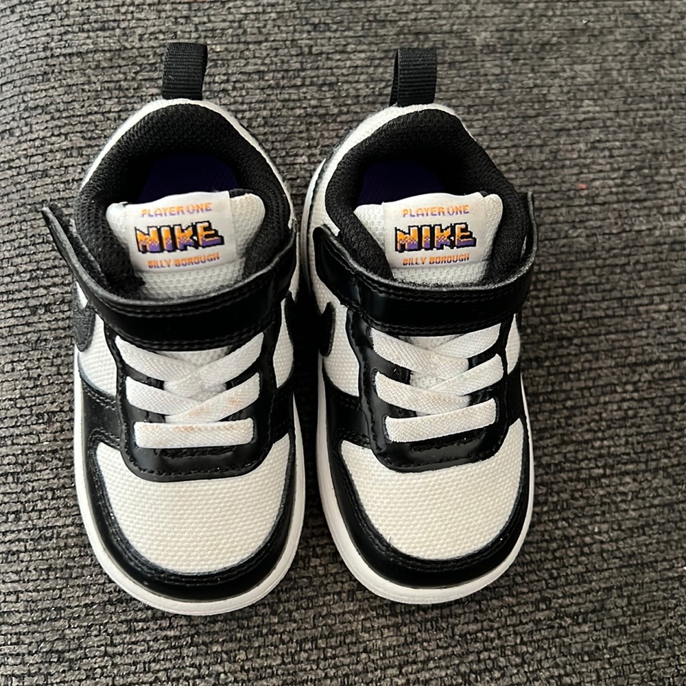 Nike Court Borough toddler boy size 5